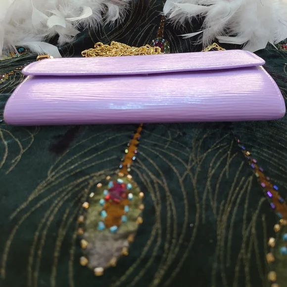 SOLD Louis Vuitton EPI long wallet/Clutch - Picture 3 of 13